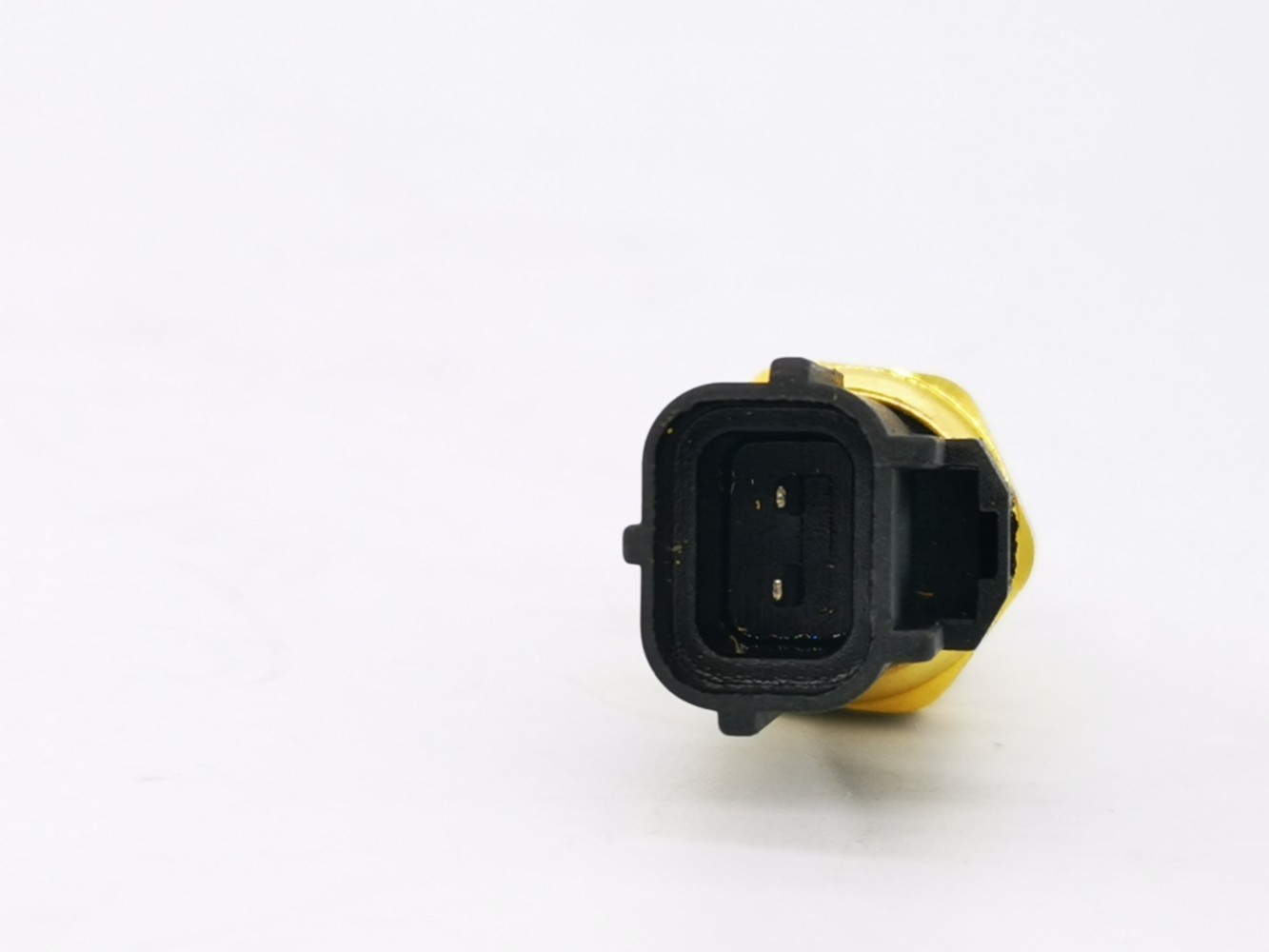 Water Coolant Temperature Sensor 8980238830 for ISUZU Truck