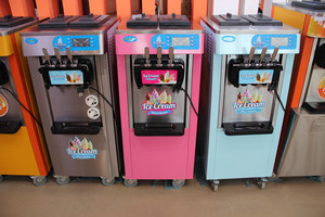 자동 상업 <span class=keywords><strong>3</strong></span> 맛 소프트 아이스크림 기계 작은 테이블 탑 아이스크림 메이커 - Product Image 5