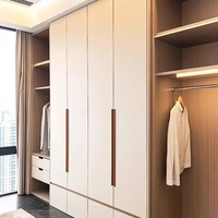 Armoire avec porte battante en placage de bois blanc, poignée en métal moderne, meubles de chambre à coucher