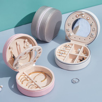 Offre Spéciale boucles d'oreilles boîte organisateur Portable bijoux mallette de rangement en cuir PU petite ronde voyage collier boîte avec miroir
