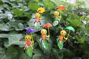 Dessin animé personnalisé escargot en plastique et <span class=keywords><strong>fourmis</strong></span> ornements de jardin vente directe d'usine pour les décorations de cour extérieure matériau PE - Product Image 3