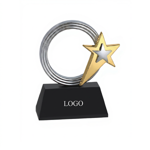 Trophée d'entreprise personnalisé au design attrayant, en métal moulé sous pression et finition chromée, pour événements professionnels annuels et récompenses sportives - Product Image 1
