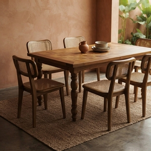 Ensemble de salle à manger en bois massif au style campagnard français, comprenant quatre chaises en rotin naturel au charme classique. - Product Image 3