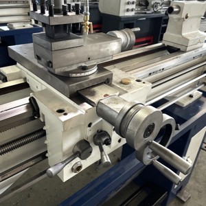 High-performance Products Supplier C6241 Horizontal Metal Universal Manual <strong>Lathe</strong> Machine - Product Image 6