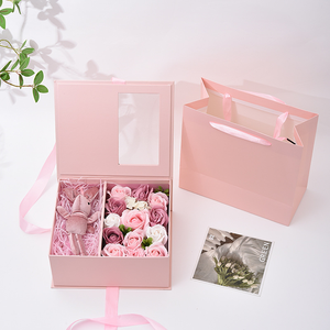 Venta al por Mayor de Fábrica: Caja de Rosas Preservadas con Empaque Acrílico, Rosas Eternas e Inmortales para Graduación y Navidad - Product Image 3
