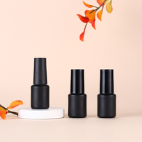 Flacon de vernis à ongles en plastique noir mat cylindrique mini 4 ml avec options de double bouchon, conteneur de gel à ongles anti-fuite