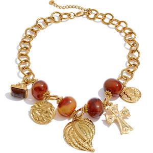 XY 2279 Trendige Vergoldete Chunky-Ketten-Halskette mit Harz-Akzentperlen, Herz-, Kreuz- und Münzanhängern, Verstellbarer Statement-Modeschmuck - Product Image 1