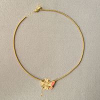 Collier Boîte à Trésors Nœud Papillon 'Amour d'Été' avec Boîte Album Ajustable et Chaîne de Clavicule en Laiton à Nœud Papillon