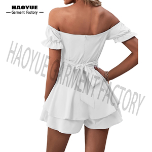 Elegantes Monos de Satén para Mujer al por Mayor, Vestidos Sexys Ecológicos hasta la Rodilla, <span class=keywords><strong>Escote</strong></span> sin Tirantes, Volantes Delicados, OEM Disponible - Product Image 2