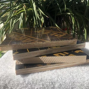 Panneaux muraux en contreplaqué peuplier <span class=keywords><strong>de</strong></span> 18 mm, design moderne, filmé, feuilles <span class=keywords><strong>de</strong></span> placage <span class=keywords><strong>mélaminé</strong></span>, utilisation intérieure, bâtiment <span class=keywords><strong>de</strong></span> bureaux - Product Image 4