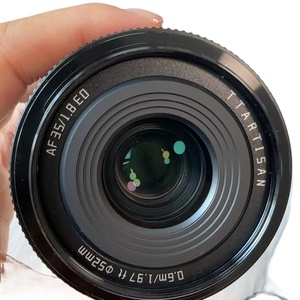 Objectif d'occasion à bas <span class=keywords><strong>prix</strong></span> TTArtisan 35mm F/1.8 grand angle pour appareil photo plein format - Product Image 3