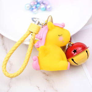 Porte-clés licorne à la mode, adapté au pendentif de sac à dos, réutilisable et durable - Product Image 3