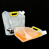 Pochette souple personnalisée anti-fuite grande capacité réutilisable transparente pour liquides (vodka, bière) avec bec verseur, format 1,5L, 2,5L, 5L, avec poignée