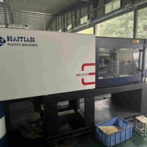 เครื่องฉีดพลาสติกไฮดรอลิกแนวนอน Haitian MA2000 III สำหรับการแปรรูปพลาสติก - Product Image 1