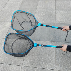 Épuisette pliable portable de 84 cm en alliage d'aluminium avec sac de rangement pour la pêche à la ligne, la pêche en eau calme et la pêche en radeau - Product Image 5