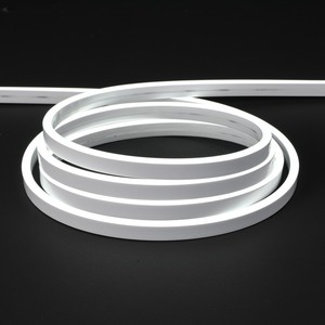 GLORIVA Tira de Luz LED de Neón Flexible de Alta Resistencia 24V 8x16mm 20m Alimentación Única Sin Caída de Voltaje IP67 Impermeable de Silicona 3500K Blanco Cálido - Product Image 5