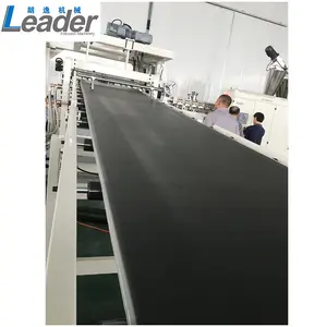 Ligne d'extrusion de tapis de voiture TPE en relief Machine de fabrication de feuilles TPE pour tapis de voiture