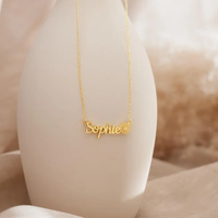 Colliers de mode personnalisés en acier inoxydable plaqué or avec pendentif fleur et lettre prénom pour femme, vente en gros