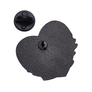 Chien personne épingles en émail broches personnalisées en forme de coeur avec dessin animé <span class=keywords><strong>chiot</strong></span> conception parfaite pour les amoureux des animaux et les enfants - Product Image 5