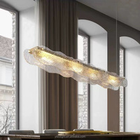 Lustres modernes de luxe léger pour salons, escaliers, salles à manger, hôtels. Lampes en cristal et en cuivre, usine de lustres sur mesure.
