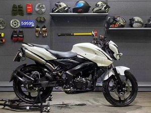 Motocicleta Honda CB250F Hornet Usada, de Gasolina, Todoterreno/Urban, 250cc, Fabricada en China, Más de 80km/h - Product Image 6