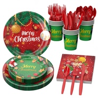 Assiettes et serviettes en papier rouges et verts pour les fournitures de fête de Noël, pour les célébrations d'hiver et les décorations saisonnières
