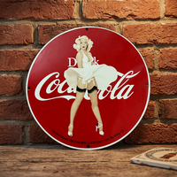 Plaques Métalliques Rondes Vintage de Qualité Supérieure avec Design Pin-Up Rétro pour la Décoration Intérieure