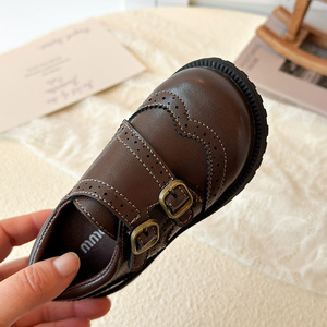 Scarpe in Pelle Brogue Stile Britannico per Bambini Primavera Autunno 2026 Nuove con Fibbia Metallica alla Moda e Suola in Tendine di Manzo - Product Image 4
