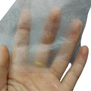 Tissu non tissé 100% polypropylène 18 g/m² absorbant l'humidité pour usage hygiénique - Product Image 5