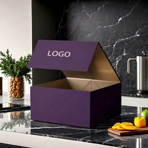 Custom Luxury Rigid Paper Gift Boxes Candles Magnetic Vlosure <b>Foldable</b> <b>Box</b> - Product Image 2