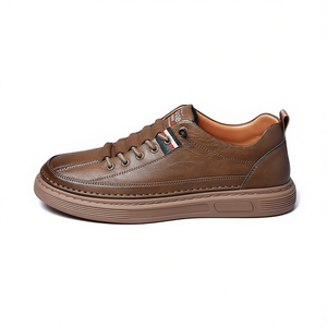 Chaussures en cuir décontractées pour hommes, à lacets, bout rond, semelle en caoutchouc, style tendance, baskets pour la marche, toutes saisons, couleur unie - Product Image 1