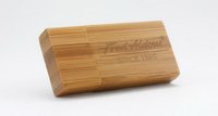 2025 cadeaux populaires pour mariage bonne qualité clés USB en bois 8 go 16 go 32 go 64 go Logo personnalisé clé USB en bois