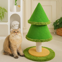 Tour à gratter pour chat en forme de sapin de Noël en sisal, base stable, jouet d'affûtage des griffes pour chat d'intérieur, décoration de Noël pour animaux de compagnie