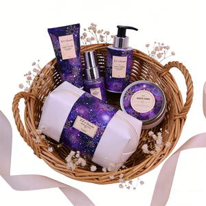 Ensemble de soins corporels pour enfants Starry Night Travel, 4 pièces |   Ensemble de <span class=keywords><strong>spa</strong></span> biologique à base de plantes |   Coffret cadeau parfumé personnalisé - Product Image 2