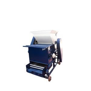 DÉCORTICATEUR D'ARACHIDES À PRIX D'USINE À DURÉE DE DURÉE PLUS LONGUE AVEC CAPACITÉ DE 400 KG/HR AVEC SOUFFLEUR ET NIVELEUSE - Product Image 1