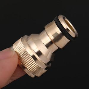 Conector de latón Han Dabang de 1/2 pulgada con rosca interna para fregadero y pistola de agua con función de conexión rápida tipo chupete - Product Image 3