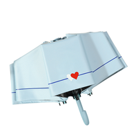 Parapluie à trois plis avec protection UV Belle conception de dessin animé classique Pongé pare-soleil pour pluie soleil cadeaux d'affaires