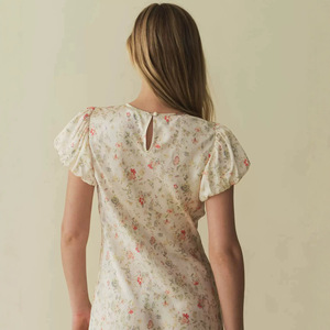Vestido Corto de Seda con Mangas Abullonadas y Estampado Floral, Estilo Romántico Francés con Brillo Suave, Vestido Mini para Mujer - Product Image 3