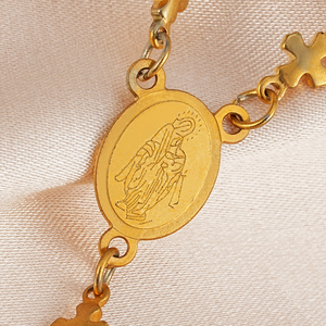 Vente flash - Collier religieux avec pendentif Vierge Marie, chaîne à perles et croix - Product Image 5