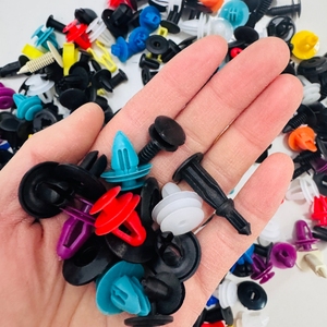 Lot de 100 attaches et fixations automobiles en <span class=keywords><strong>plastique</strong></span> pour carrosserie, tailles variées, vente en gros - Product Image 6