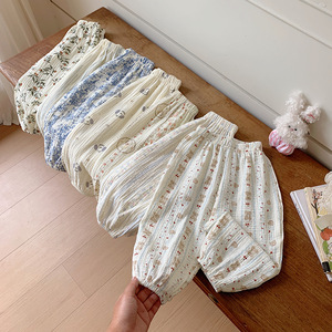 <span class=keywords><strong>Pantalon</strong></span> décontracté pour enfants en <span class=keywords><strong>gaze</strong></span> <span class=keywords><strong>de</strong></span> <span class=keywords><strong>coton</strong></span> à imprimé floral délicat, ultra-fin et respirant, idéal pour l'intérieur – Nouvelle collection très prisée - Product Image 4