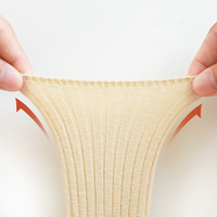 Chaussettes pour bébé en tricot de qualité supérieure, taille 0-3 mois, fabriquées en mélange de coton respirant avec semelles antidérapantes et motifs de dessins animés ludiques