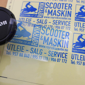 Rouge à lèvres liquide mat <span class=keywords><strong>nude</strong></span> végétalien imprimé OEM avec étiquette transparente autocollante pour bouteille en plastique, résistant à l'eau - Product Image 4