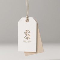 Étiquettes suspendues personnalisées de haute qualité pour vêtements, étiquettes de vêtements de luxe avec logo de marque pour l'étiquetage des prix