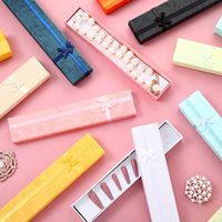 Boîtes cadeaux pour bijoux, étuis à bijoux en carton rembourrés de coton, pour bracelets, colliers, avec nœud en ruban