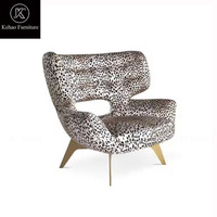 Fauteuil individuel de loisirs en tissu de luxe léger de style italien, design moderne pour salon, fauteuil à dossier, fauteuil de loisirs à imprimé léopard pour villa