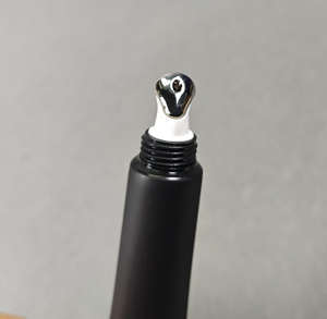 Gloss à lèvres brillant et épicé, effet volume intense, gloss à lèvres super brillant, marque privée, vente en gros, maquillage pour les lèvres - Product Image 1