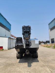 Trung Quốc New 10ton an toàn hiệu suất cao Spider Crane nâng Crane với điều khiển từ xa tự propeled điện Spider Crane - Product Image 3