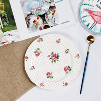 Assiettes de luxe en porcelaine fine écologiques au design moderne et contemporain pour restaurants et cadeaux, emballage personnalisable