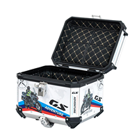 Boîte à bagages universelle pour moto 45L en acier inoxydable, style voyage mondial blanc personnalisé, fournisseur OEM en gros